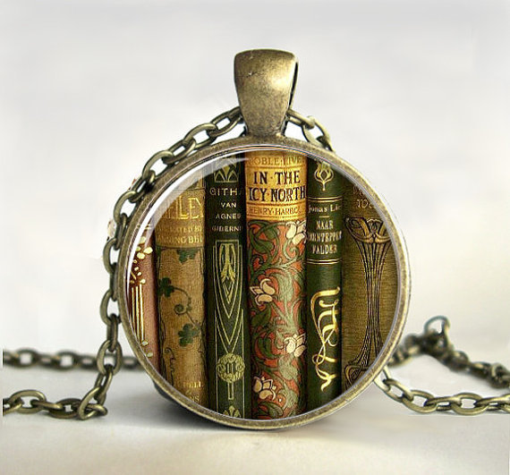 Vintage Fashion Library - New Valentine Day Gifts Library Books